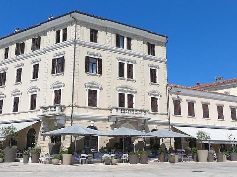 D54913E01FCA7ABB378C6AE0605326A7