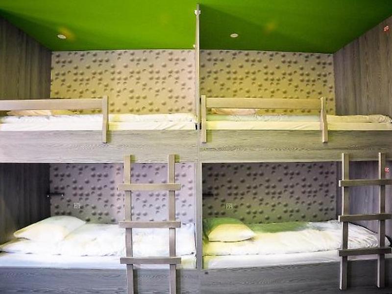 0C8B51844E260EBBE7F220DE5D7A2E85