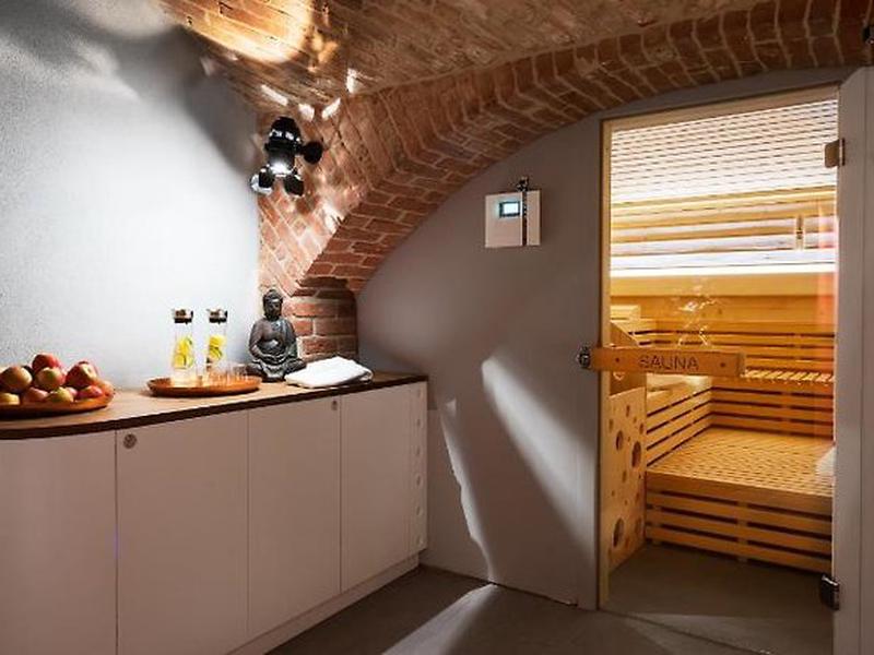 67F424225D304C5457E8B6A114B87985