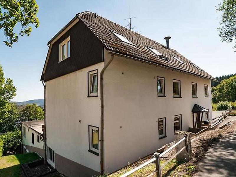 75F20C9E606471EA443F32055E6951B7