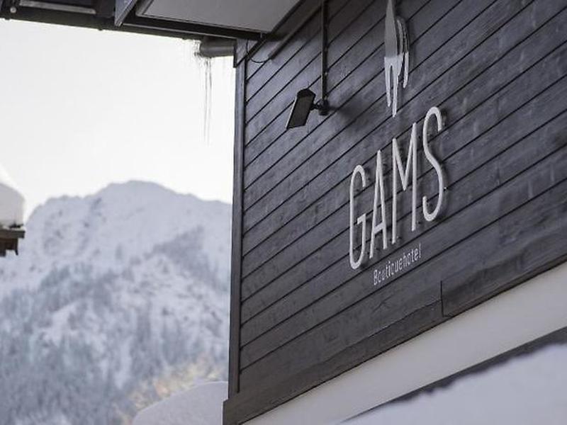 CD6B3C28EC048492C563C351D35454B9