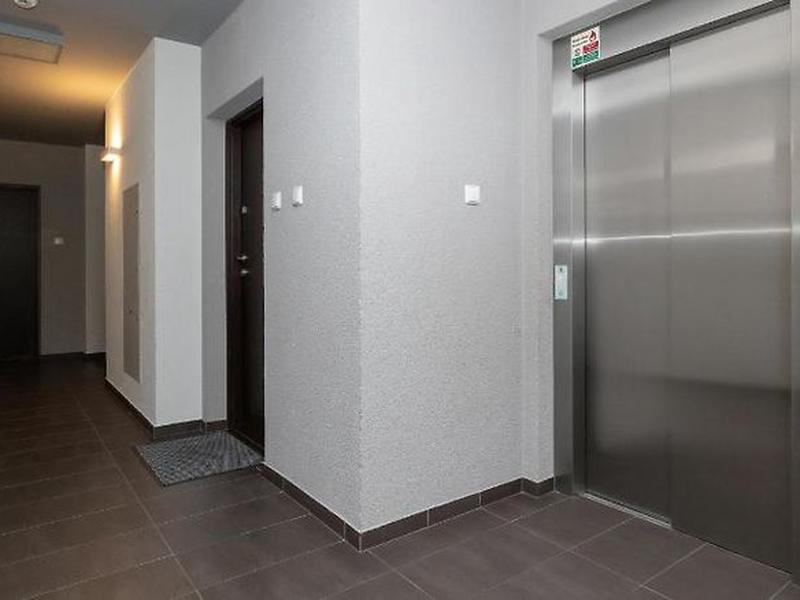 8015EBA7E0FE0B8FD500355E6429E353