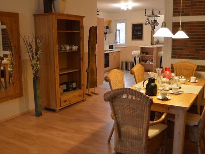 4CA1EB054CB98912D1E91941B1D2DCC6