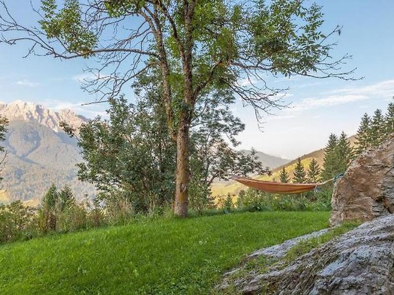 93F6633F2584D072BFA89430C465A778