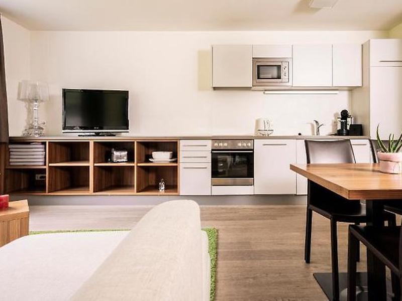 FA819F0C802744A4DA4F031499D07897