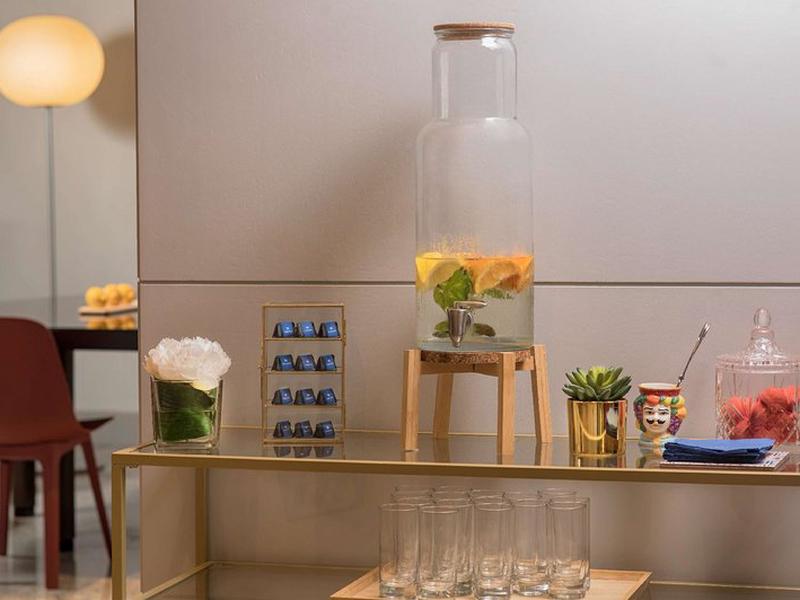 990F5E2C34F4EA1968E5FD51A11C807F