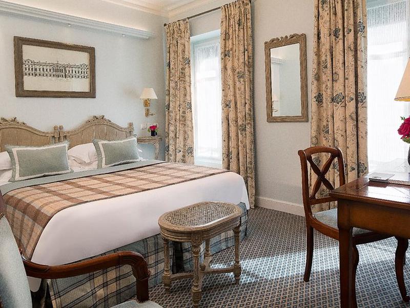 E5A56F0F3D753FB44BE388404BD204DE