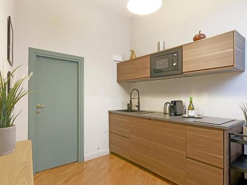 F134E4F5E1384FBD246971EE19D6E771