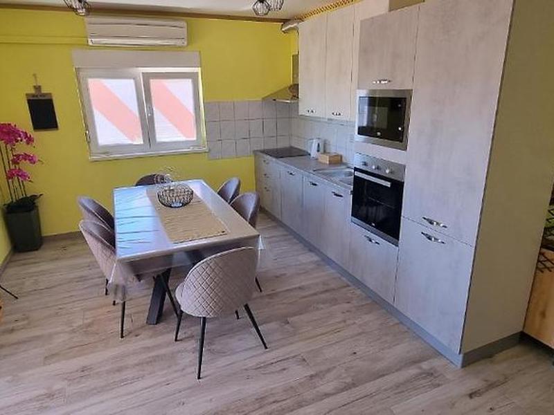 C8D112E036136155BFFC36B645B8DAA1