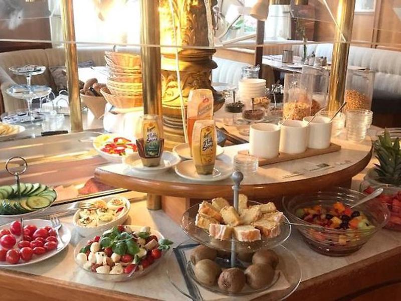 7F8A413D818859F9F98E6D195670E0F5