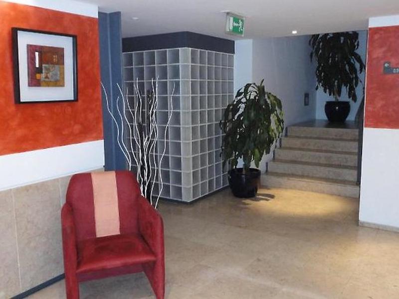 4CFB582164C31AA39D8A660DA0AAE35A