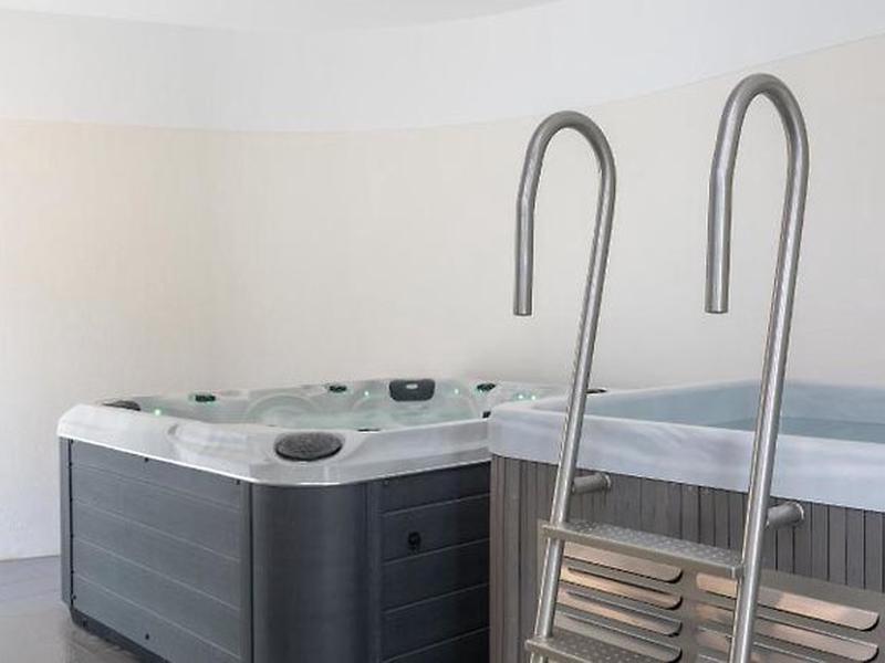 E593D7D52F8513C5C30D8BFB71298980