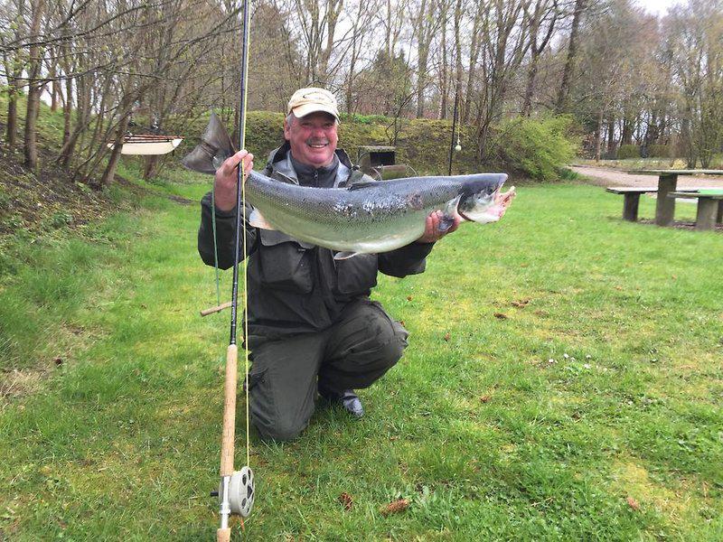 AC979C096CDC27BD5987C2740F67D9EA