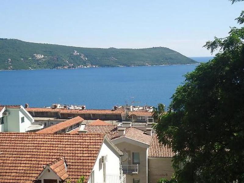 10217FEC1FB95462FD5CDC70042276BD