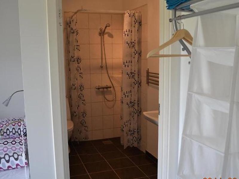 C28A67EE0BA07D7068009B18325B611E