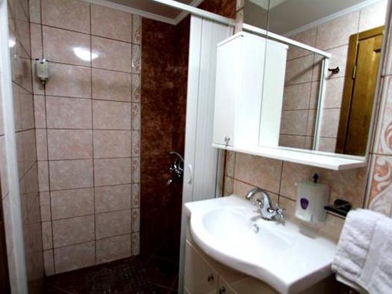 69C7C01D0C5203DD07B8E8409B754329