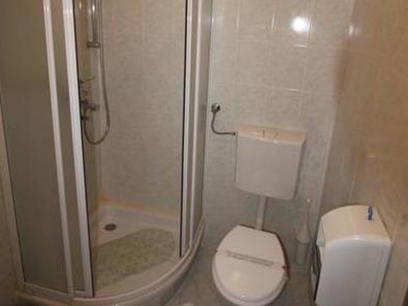 35C5CA21F9778DD9C9DCDF0FF7D97B95