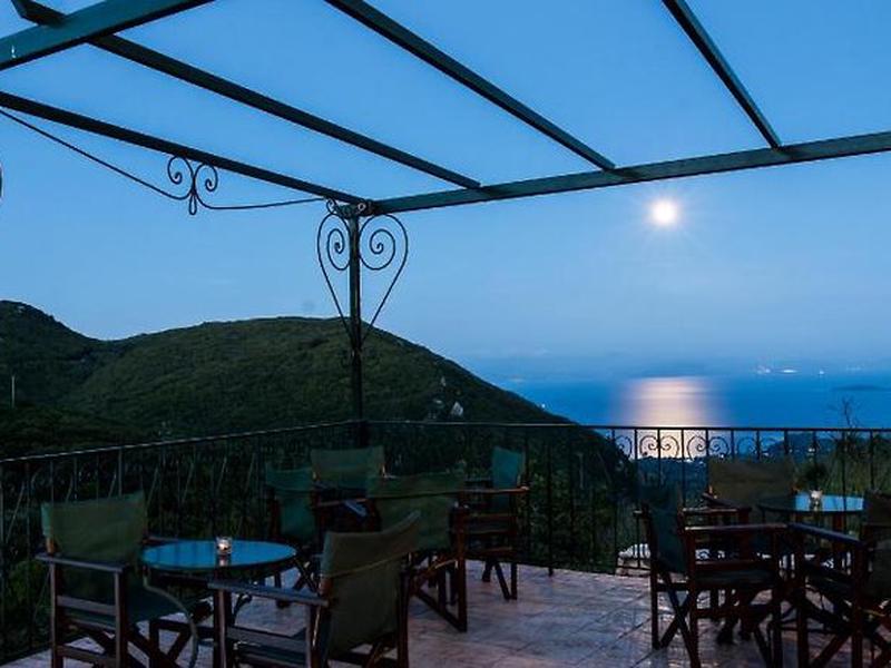 8EF5DBBD29C27200E52CE51EDBD77063