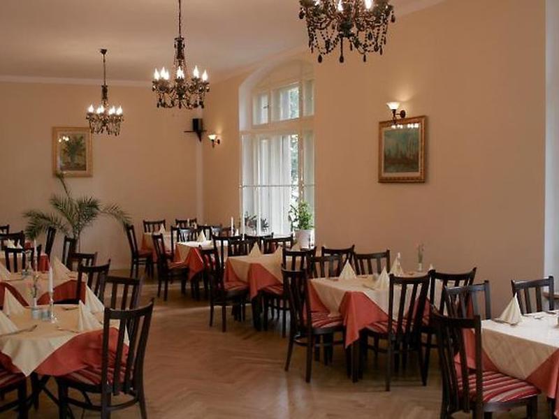 3A9921EAD2900264A02114F5AFAC07A8