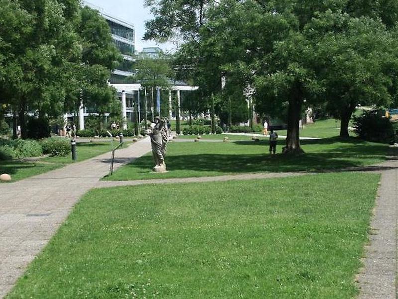 7F69CB884E8A067063343EA2CE8E8319