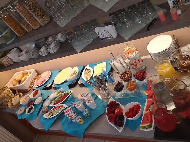 18701D17B34C27AE90194F6F3BB52D0A