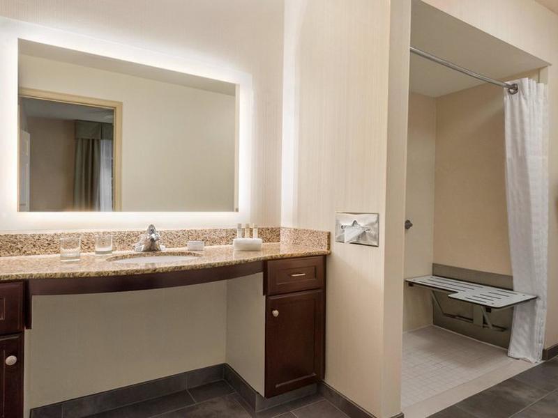 FF154AFBD16BAB1D45F91F9F0FA086D6