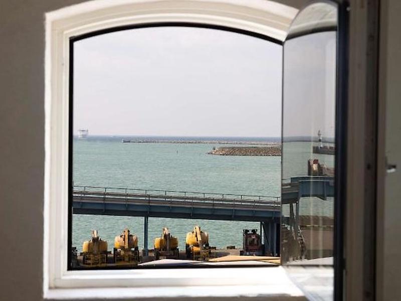 E98B717C9246F42AD3046F316160802A