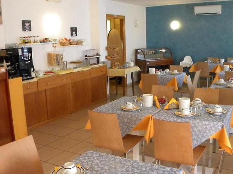 AC5916900AB09A01DEFB3C02A9385030