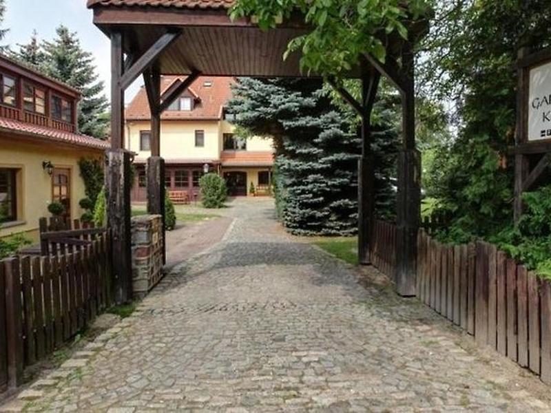 5D5C8758B8E7C5797C038046D35796B1