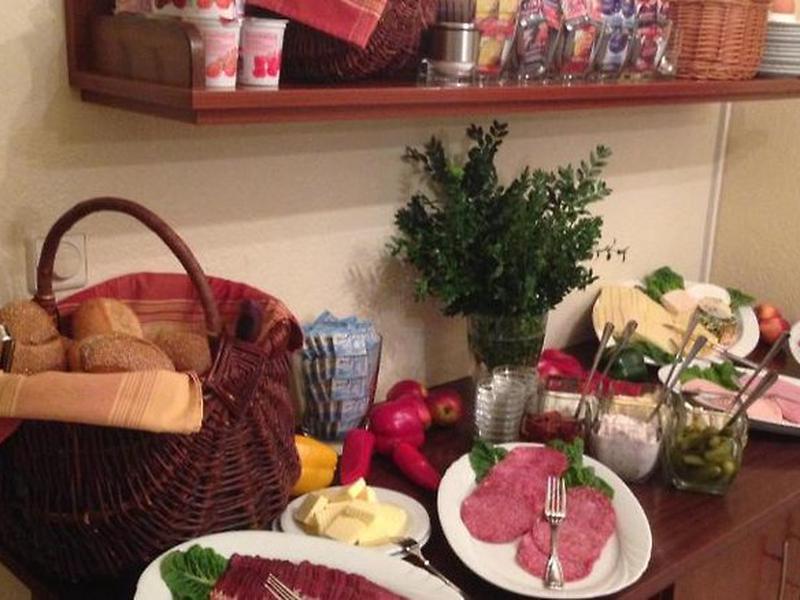 DBE9BA600639D3CCF9C0EA8D739B5F4C