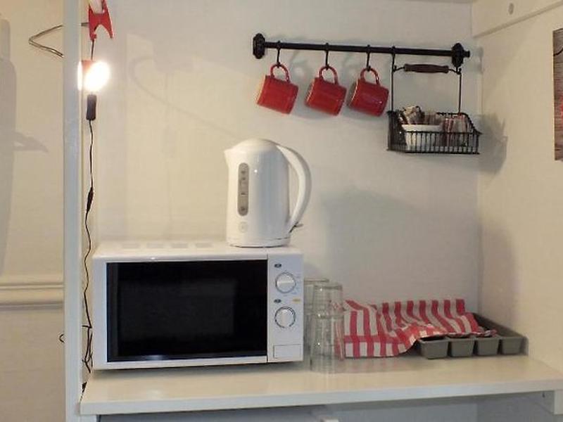 935FD81B6E46AEE0933468BD35B778A8