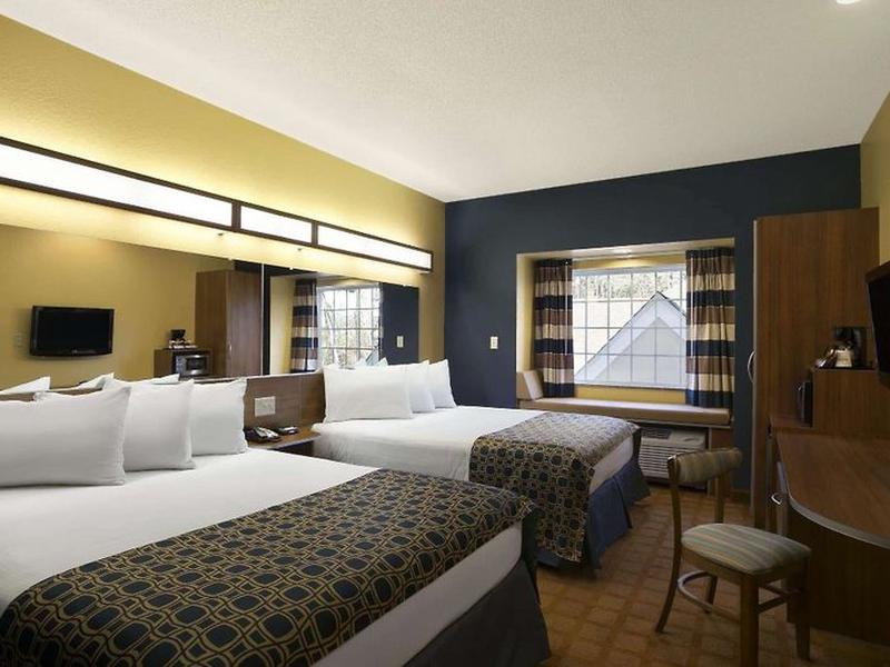 6B0DF3E02F033CF8A8D8EE4D2467C070