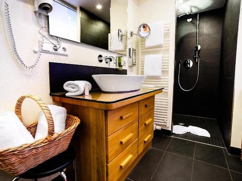 DD5949642A15D823CBC48C3BC962A9A1