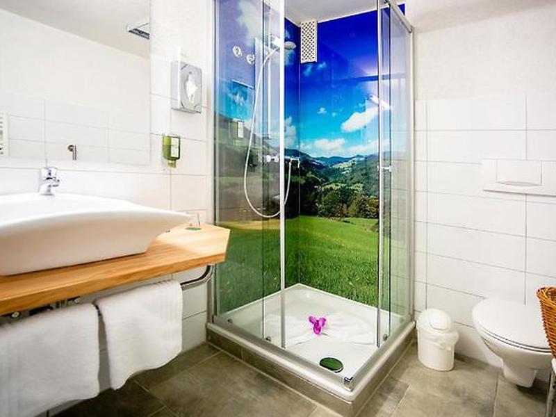 485ED54D51E8B455D8B6156886F4366E