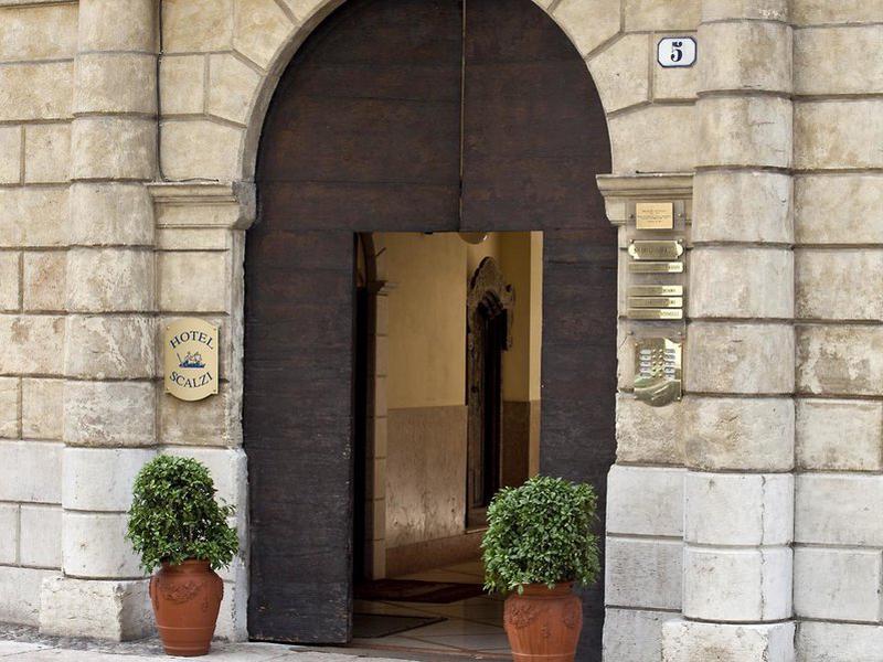 FC48C0894179E5C313A4651C70FE9051