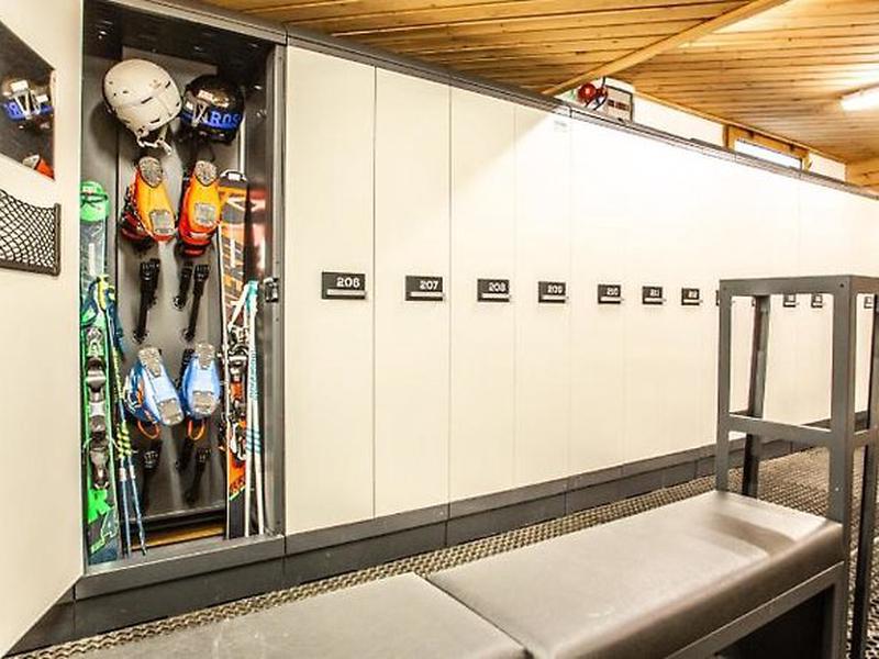 4471F007757148E63ADB567CE64943E5