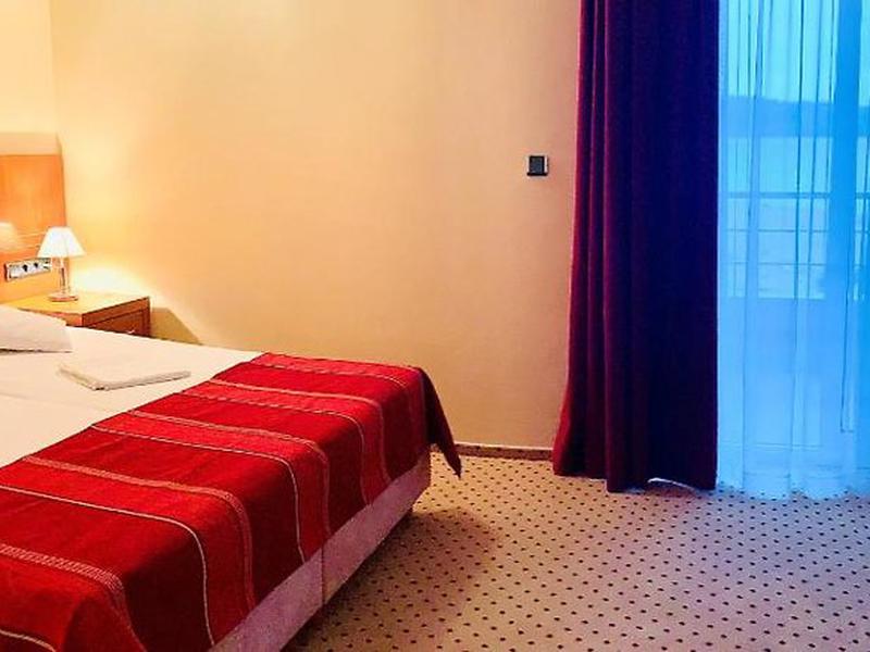 BF004CA2ACD2C76C183E0F1F90D19C8E