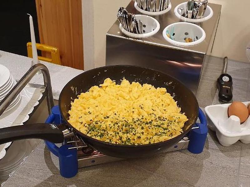 EB1A00B0371B651E6FB4F897F988514F