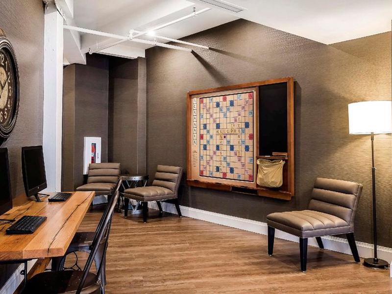 352FD75E6EA965EFBB21E548308B7B71