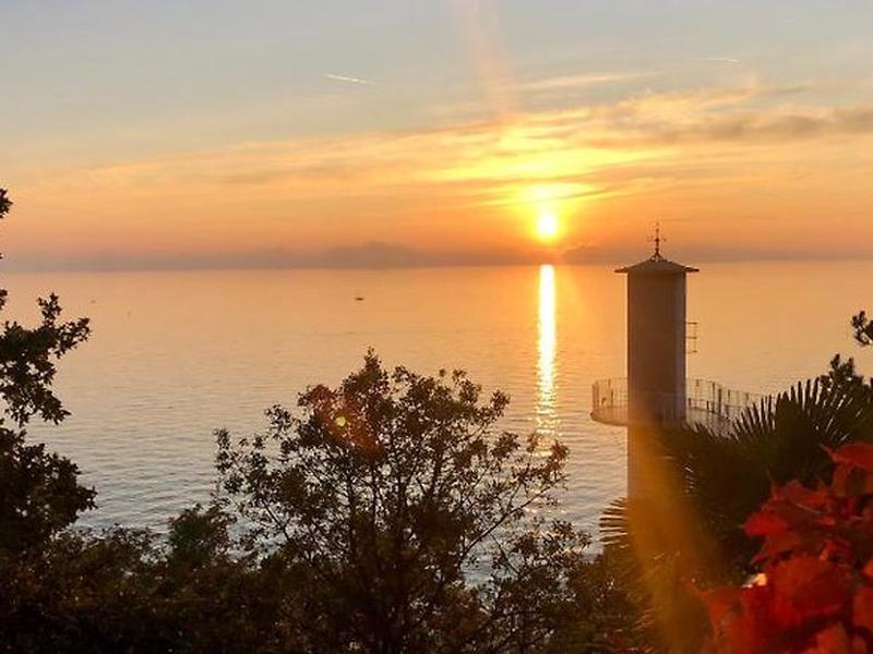 F923948AE5995434F88C608667A08D8E