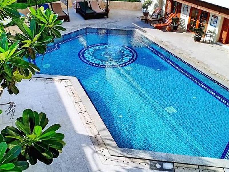 BCDEEF20F6E92AE19D839BBC3477BCAE