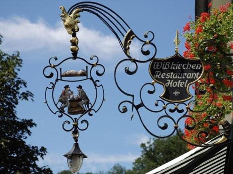 C74EDAF159ABE33A50273C9E8311A3A7