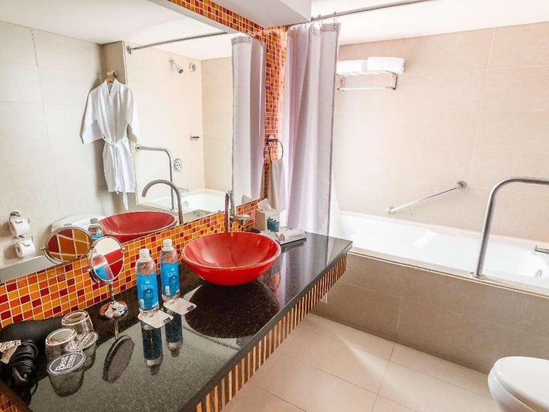 7AE15DE1DE537AA901C056513AD50B0A