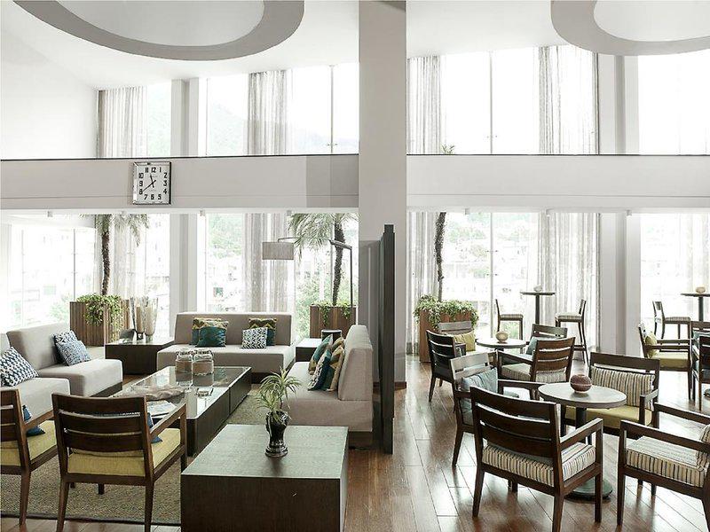 4AA2F2FF4AF172F6FD0BBCC3FC4D3BBA