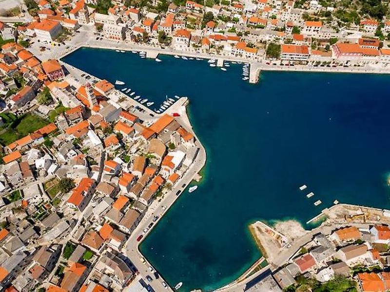 8B8E30A15FB54A0F09AA72909BF5A9C4