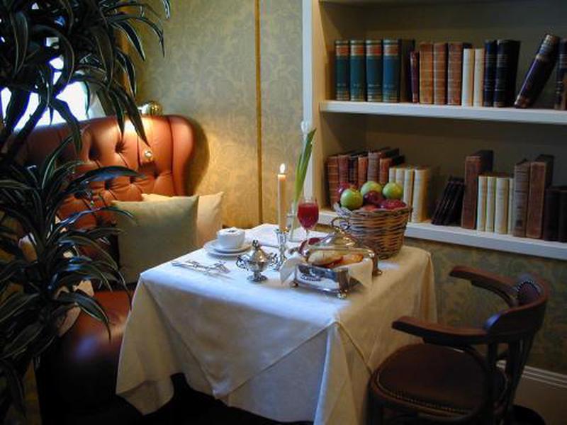 0927EDE8F06BCE538BE85D8189F91129