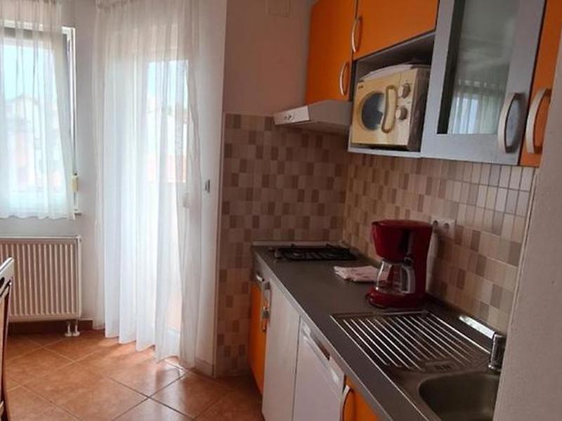 26C67727681BBF0A1D6A28D3B1C6C8CD