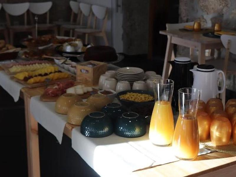 2D8E276BBBD0229FA5AA14E2B3D799DE