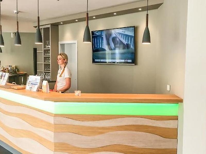 CC079D9C6C6E51B8EFF2B4FBF706D97A