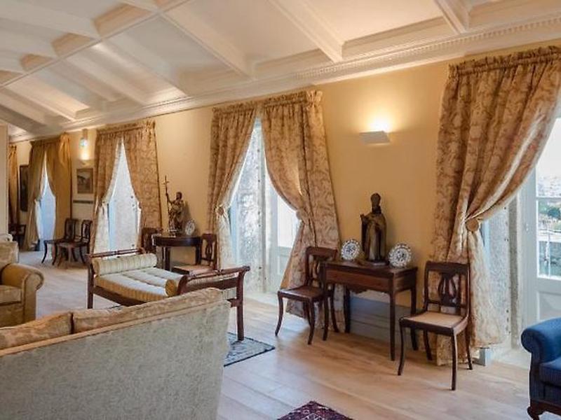 773CD5F61A0C4FC411169509964854B4